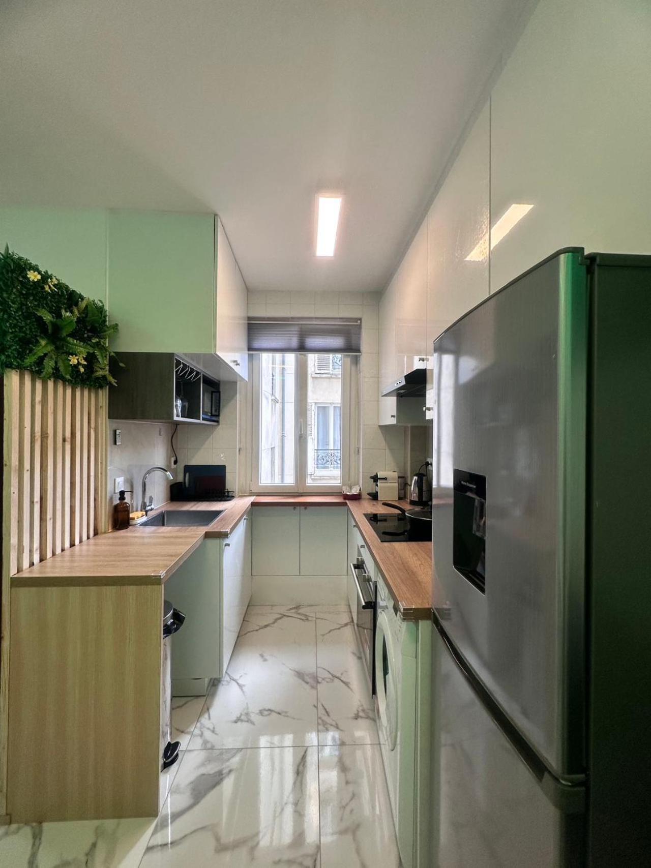 Superbe Appartement Renove Au Coeur De La Capitale Paris Exterior foto